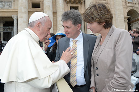 Audienz mit apostolischem Segen der Dr. Martin Andreas-Stiftung "Ärzte für Kinder in Not" durch Papst Franziskus